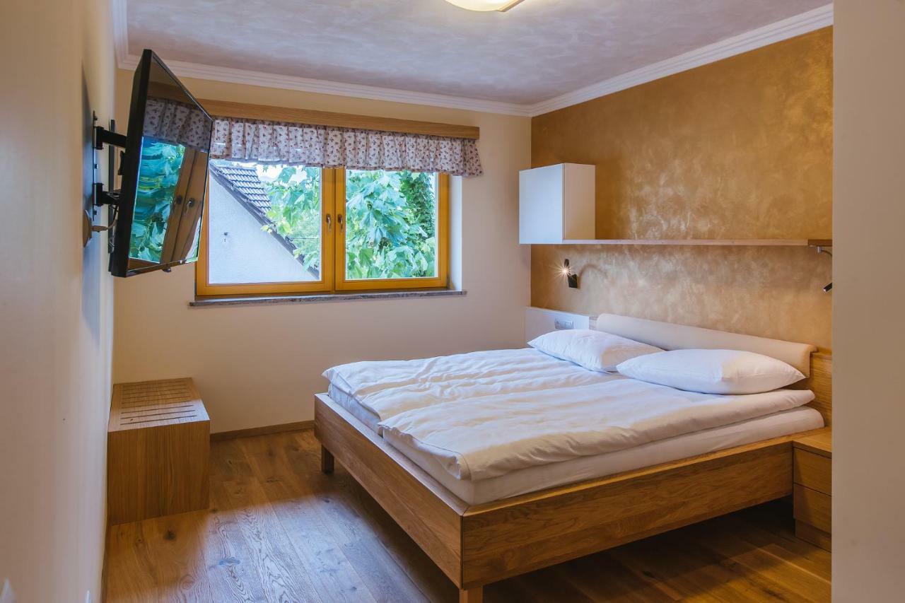 Deluxe Double or Twin Room Mountain View